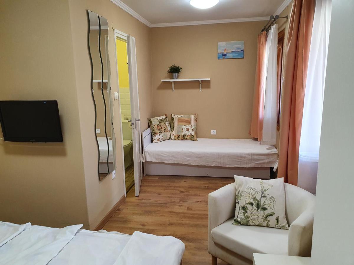 Homestay Muskatlis Haz *